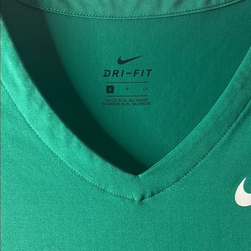 Nike Dri-Fit Green Fitted Short Sleeve T-Shirt